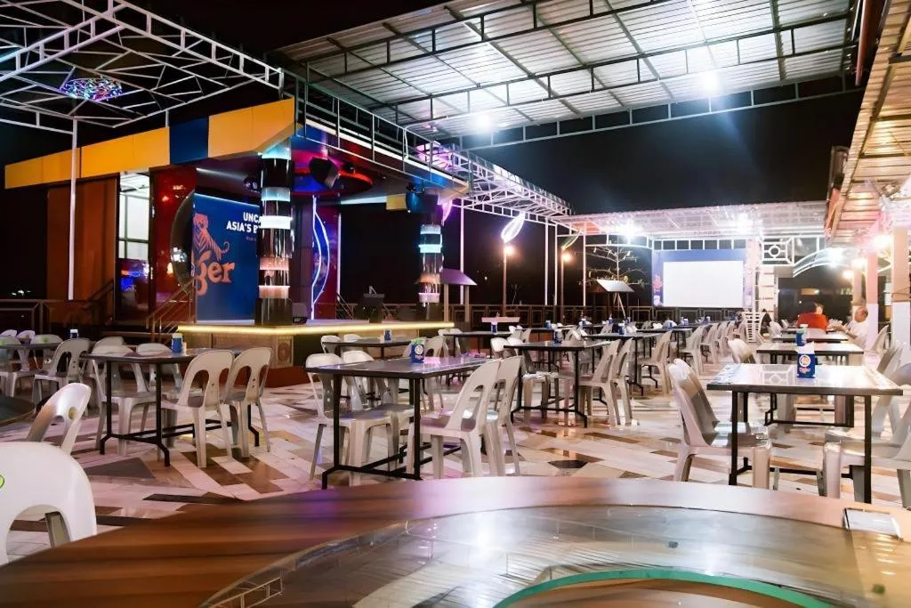 The Golden Bay Hotel Batam