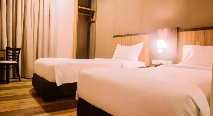 Bed in The Golden Bay Hotel Batam Bed in The Golden Bay Hotel Batam