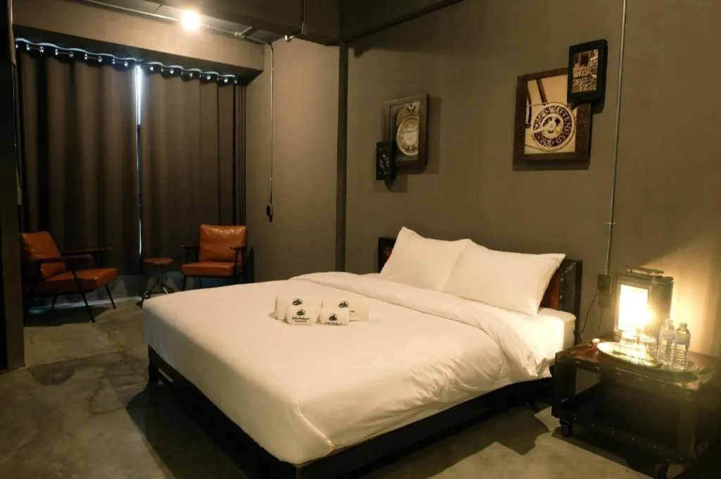 Bed in Rider bedroom hostel & cafe