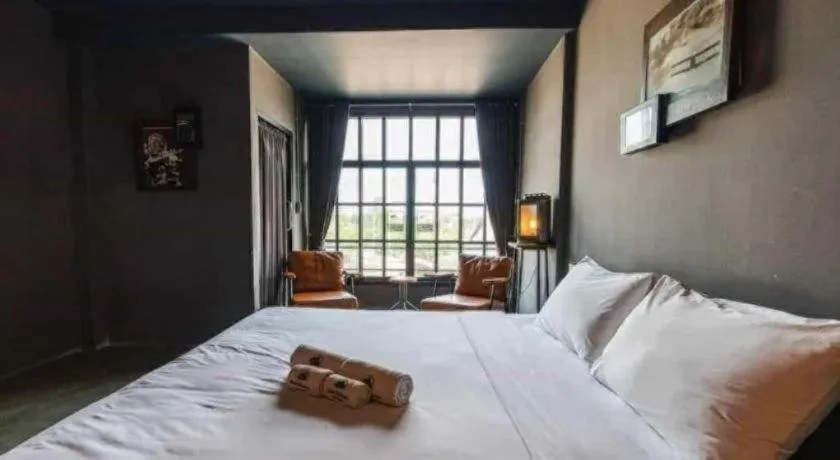 Bed in Rider bedroom hostel & cafe