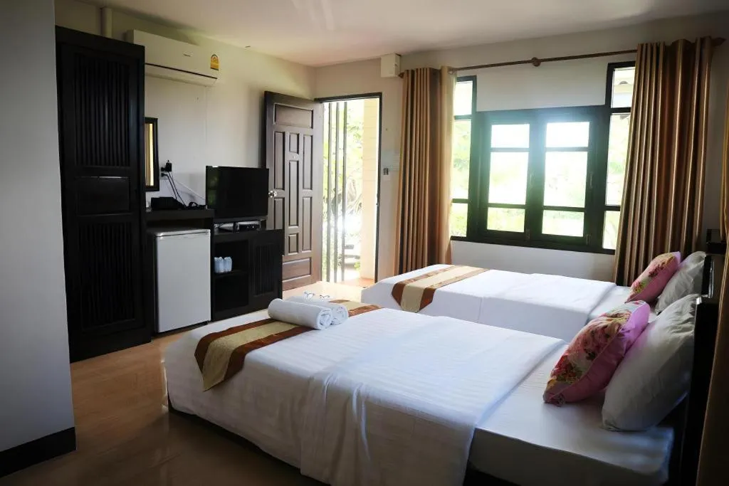 Bed in Ban Noi Resort Phrae