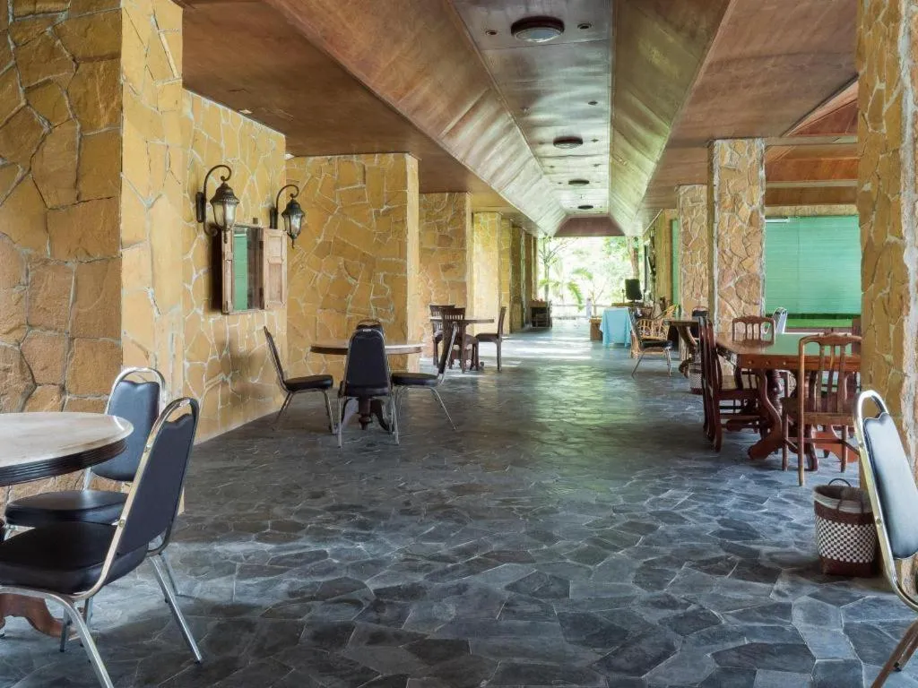 Khao Yai Country Hill Resort