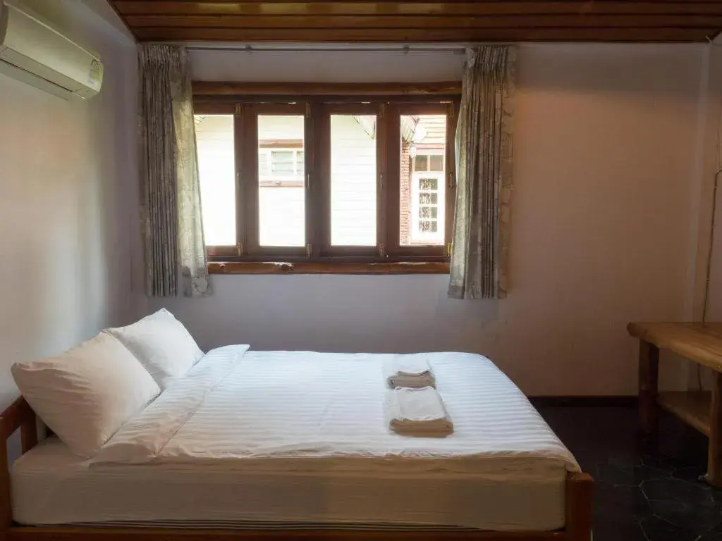 Bed in Khao Yai Country Hill Resort Bed in Khao Yai Country Hill Resort