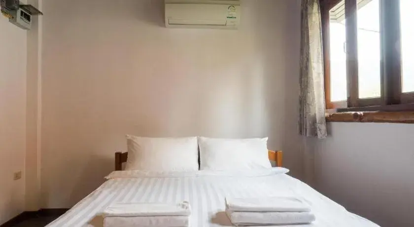 Bed in Khao Yai Country Hill Resort Bed in Khao Yai Country Hill Resort