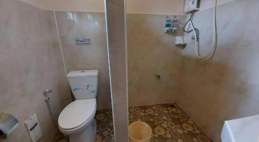 Tanaosri & Creekside Resort