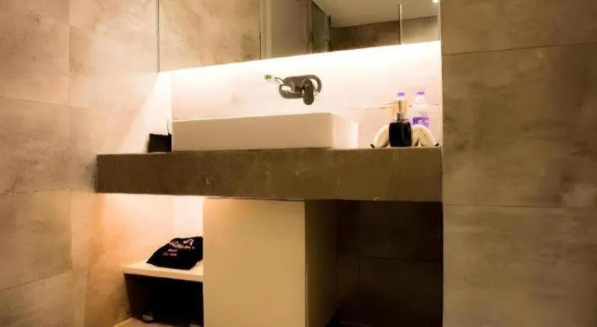 Aishang Hotel (Lecong Furniture Mall, Foshan)