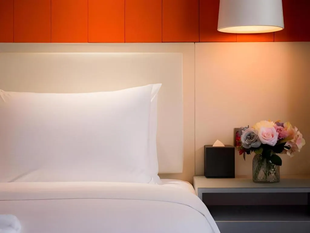 Bed in Aishang Hotel (Lecong Furniture Mall, Foshan)