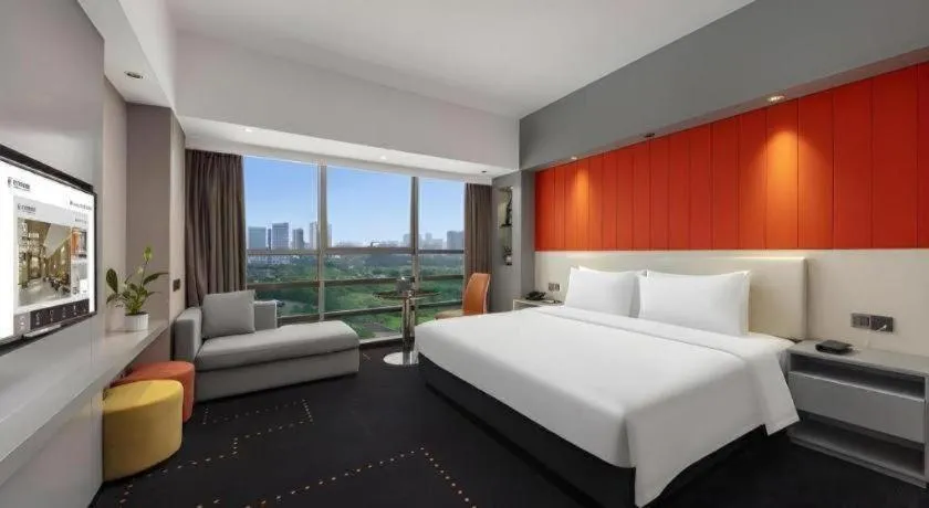 Bed in Aishang Hotel (Lecong Furniture Mall, Foshan)