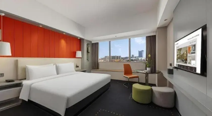 Bed in Aishang Hotel (Lecong Furniture Mall, Foshan) Bed in Aishang Hotel (Lecong Furniture Mall, Foshan)