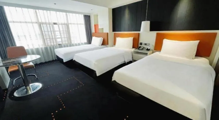 Bed in Aishang Hotel (Lecong Furniture Mall, Foshan)