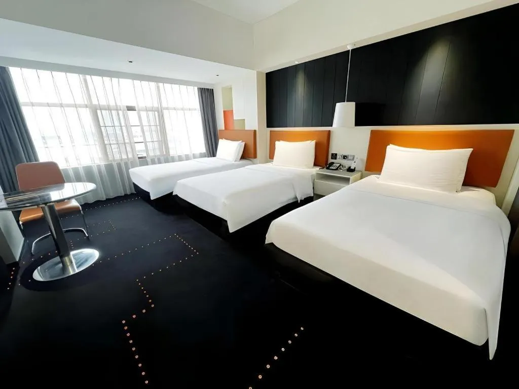 Bed in Aishang Hotel (Lecong Furniture Mall, Foshan)