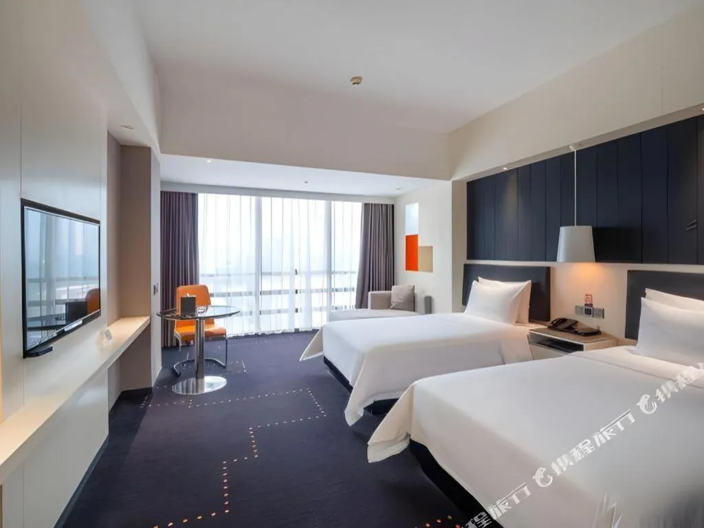 Bed in Aishang Hotel (Lecong Furniture Mall, Foshan)