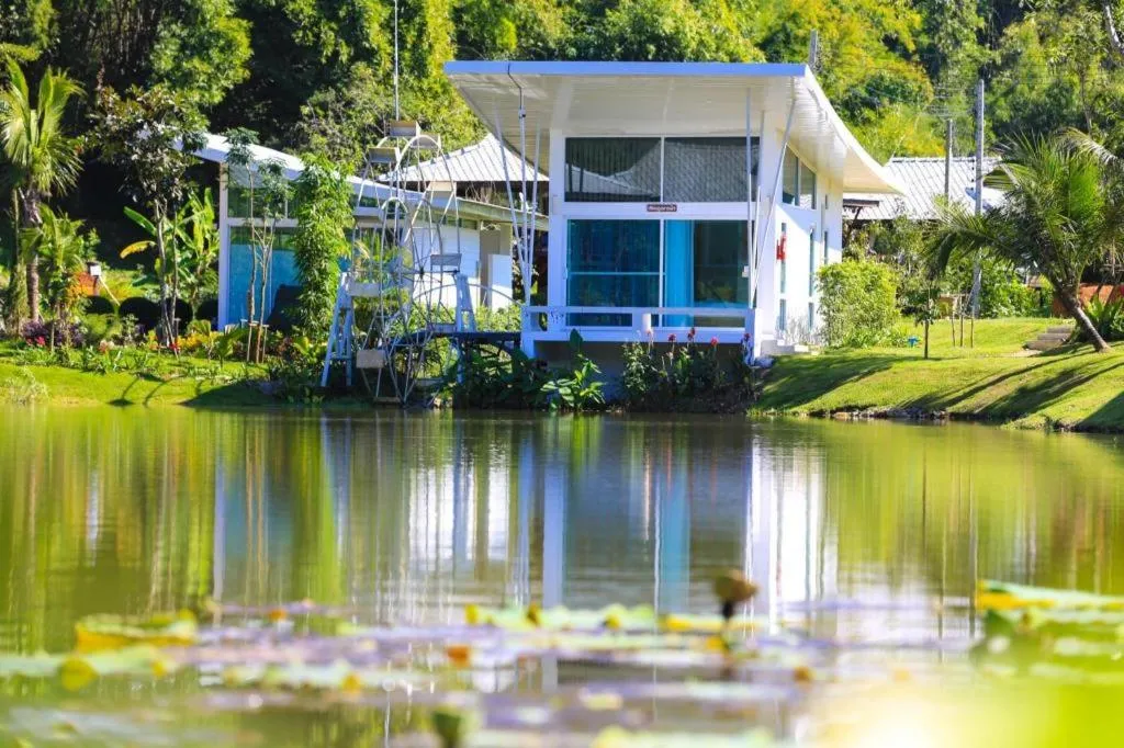 The White House Boutique Resort