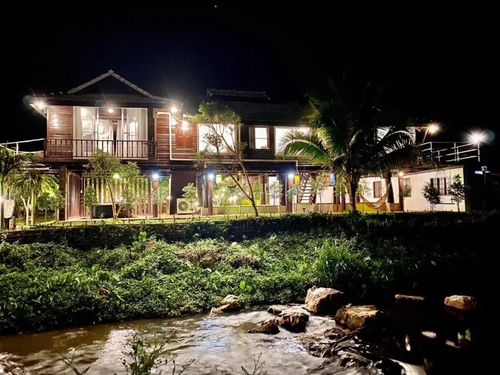 The White House Boutique Resort