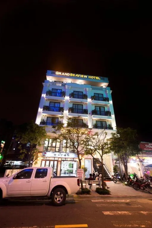 Grand Sea View Hotel