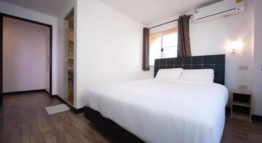 Bed in Hoppers Place Donmuang Hostel Bed in Hoppers Place Donmuang Hostel