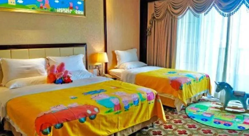 Bed in Taishan Bojue Hotel