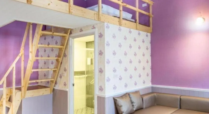 Bed in Greenview Resort