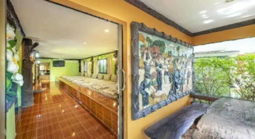 Bed in Greenview Resort