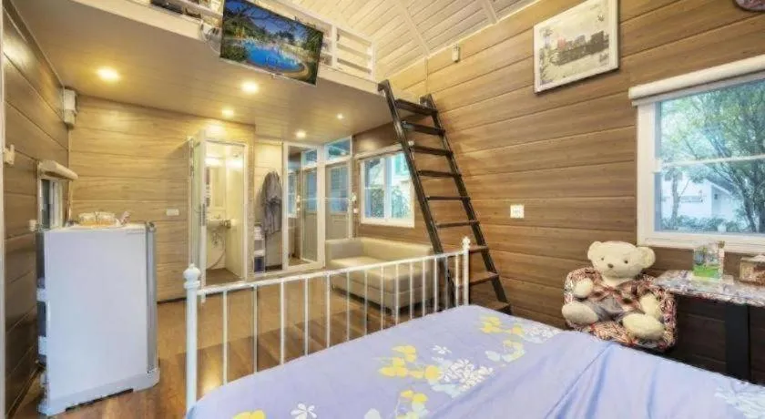 Bed in Greenview Resort