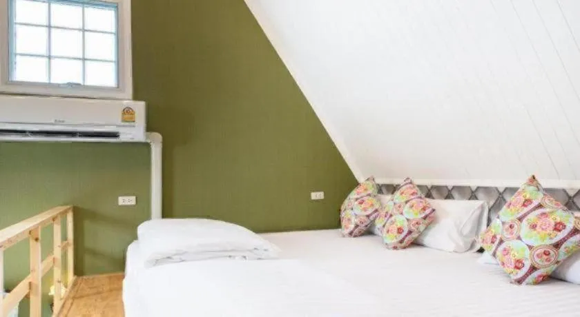 Bed in Greenview Resort