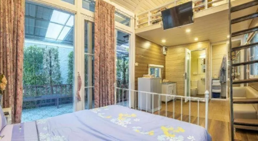 Bed in Greenview Resort