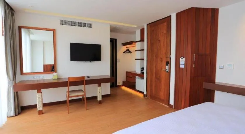 Bed in Varinah Resort