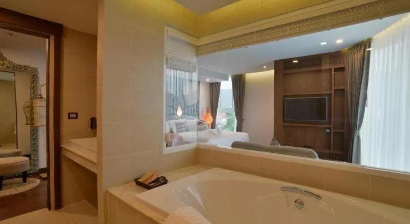 Bed in Baisirimaya Hotel