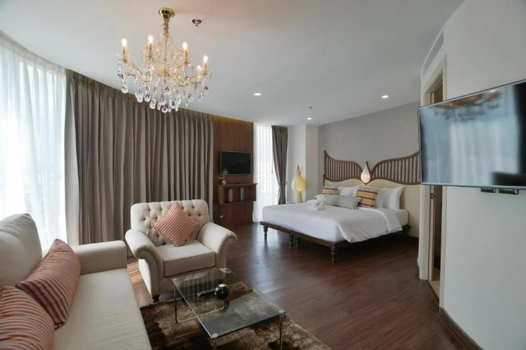 Bed in Baisirimaya Hotel