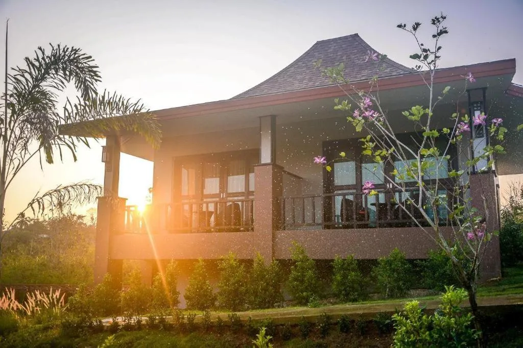 Poochommhok Resort