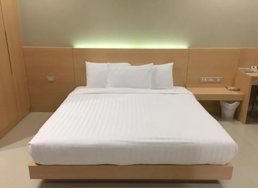 Bed in M-one Residence