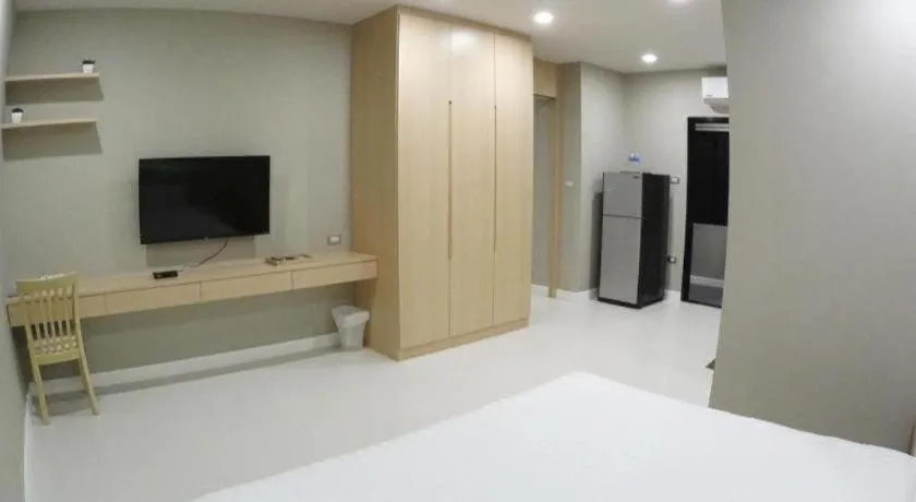 Bed in M-one Residence