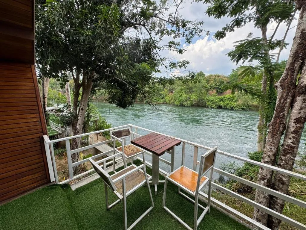 River View Resort At Chaewlan