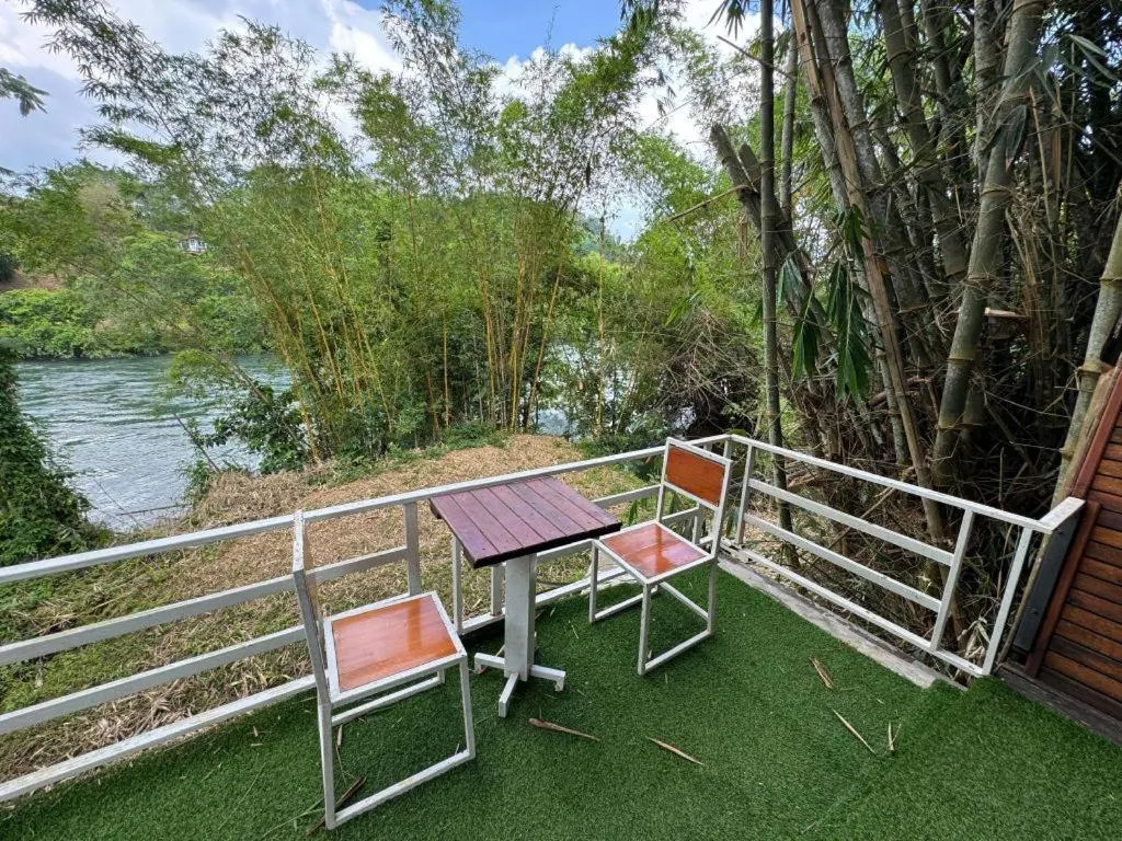 River View Resort At Chaewlan