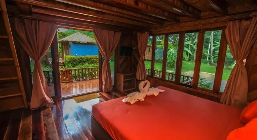 Bed in River View Resort At Chaewlan