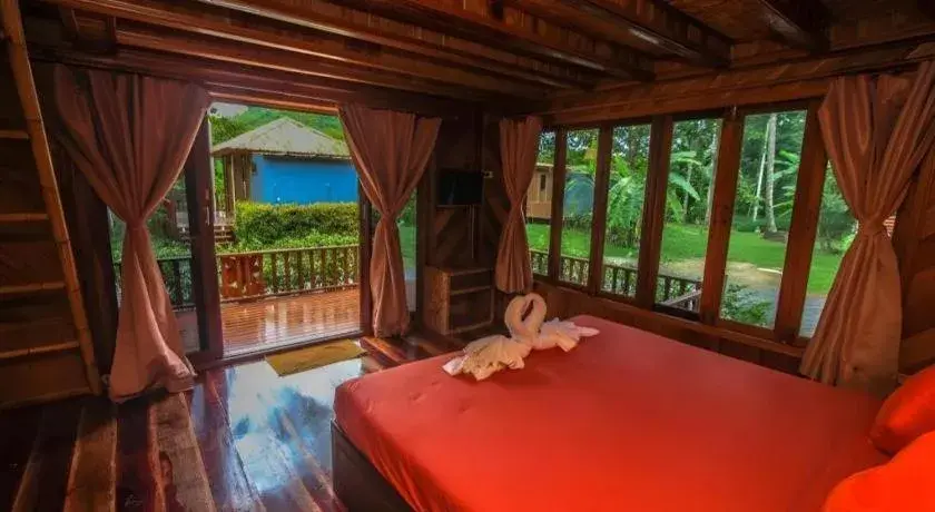 Bed in River View Resort At Chaewlan Bed in River View Resort At Chaewlan