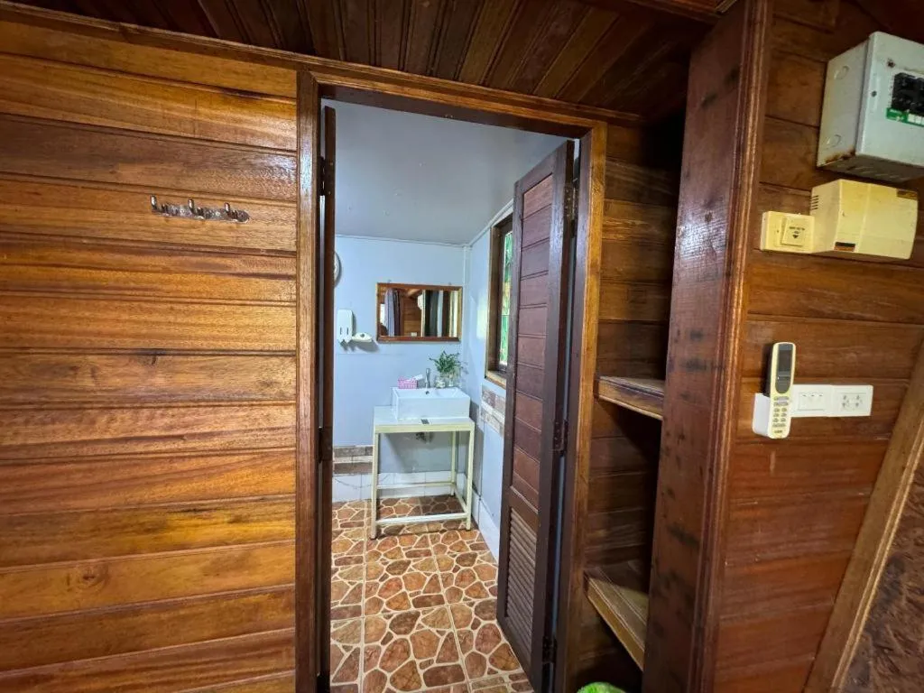 River View Resort At Chaewlan