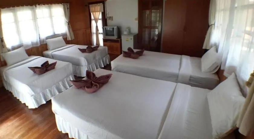 Bed in Ko Kut Ao Phrao Beach Resort