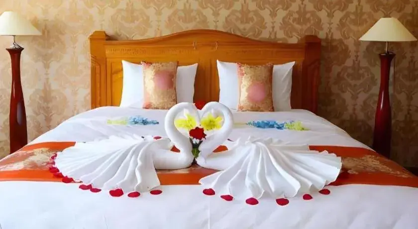 Bed in New Palace Bac Lieu Hotel Bed in New Palace Bac Lieu Hotel