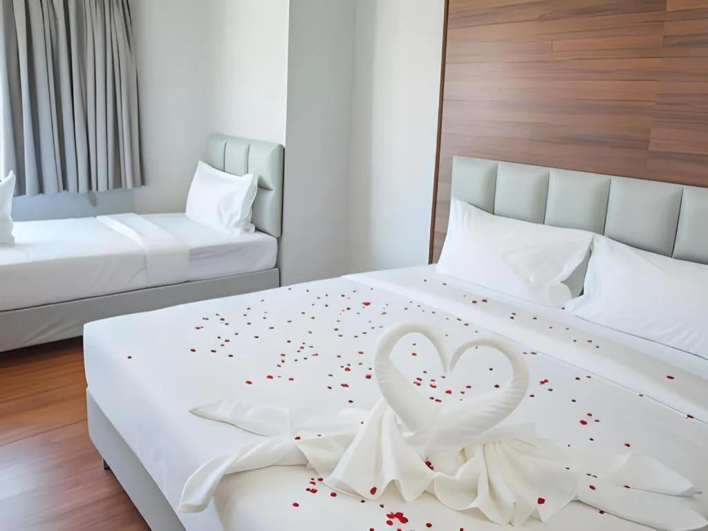 Bed in CHANTHABURI CENTER