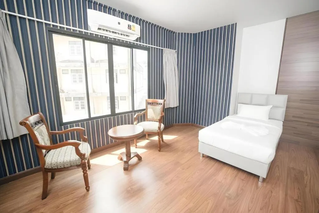 Bed in CHANTHABURI CENTER