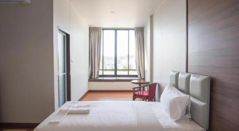 Bed in CHANTHABURI CENTER