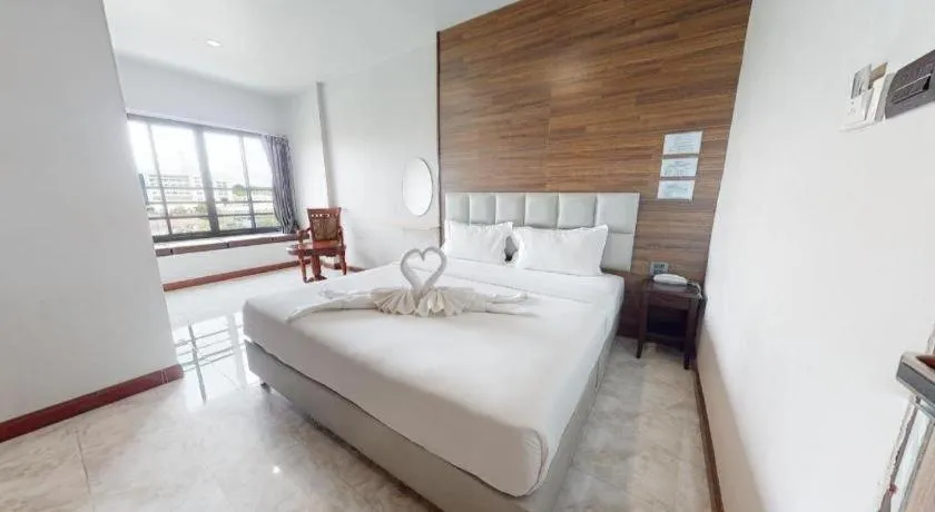 Bed in CHANTHABURI CENTER