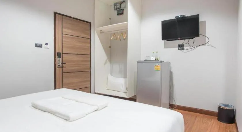 Bed in CHANTHABURI CENTER