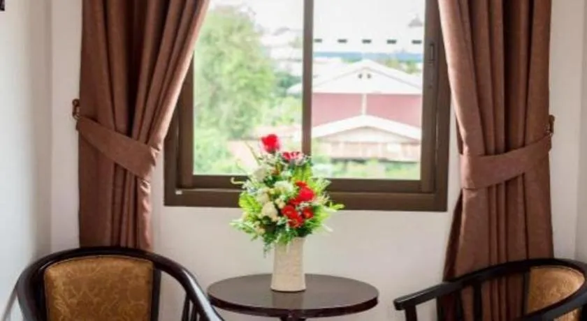 Thatphanom View Hotel Nakhon