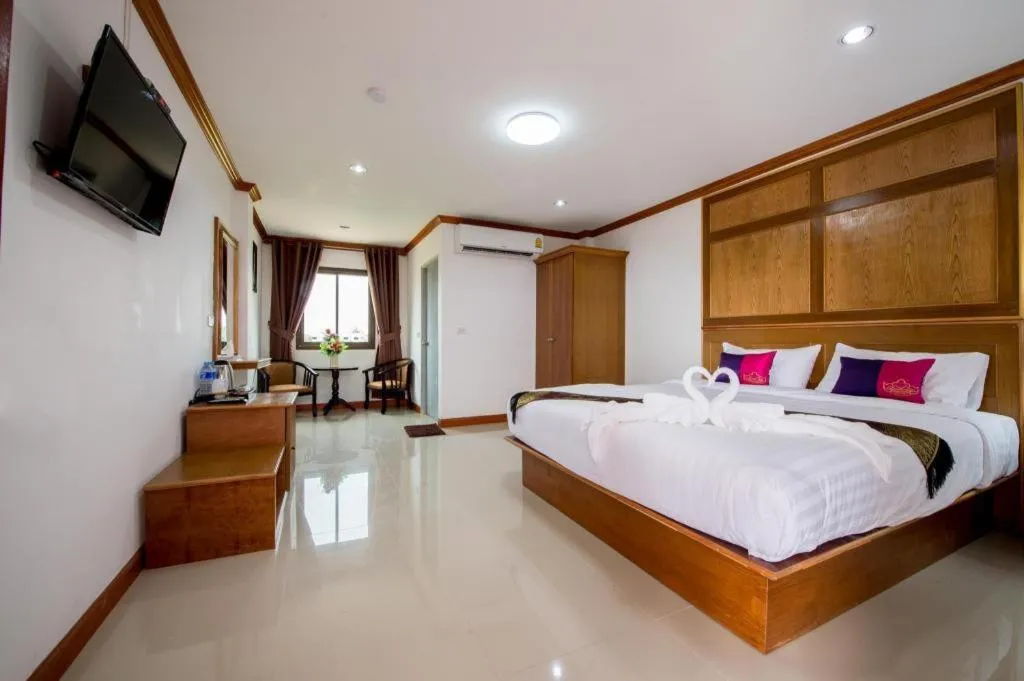 Bed in Thatphanom View Hotel Nakhon