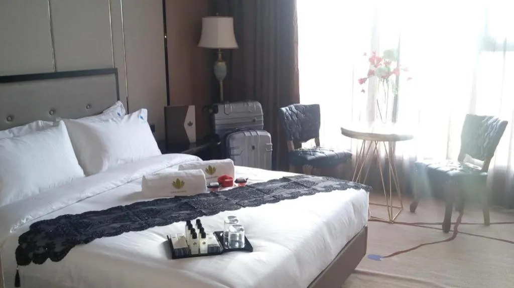 Bed in Lotus Blu Hotel