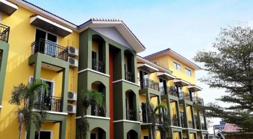 B2 Buriram Boutique and Budget Hotel