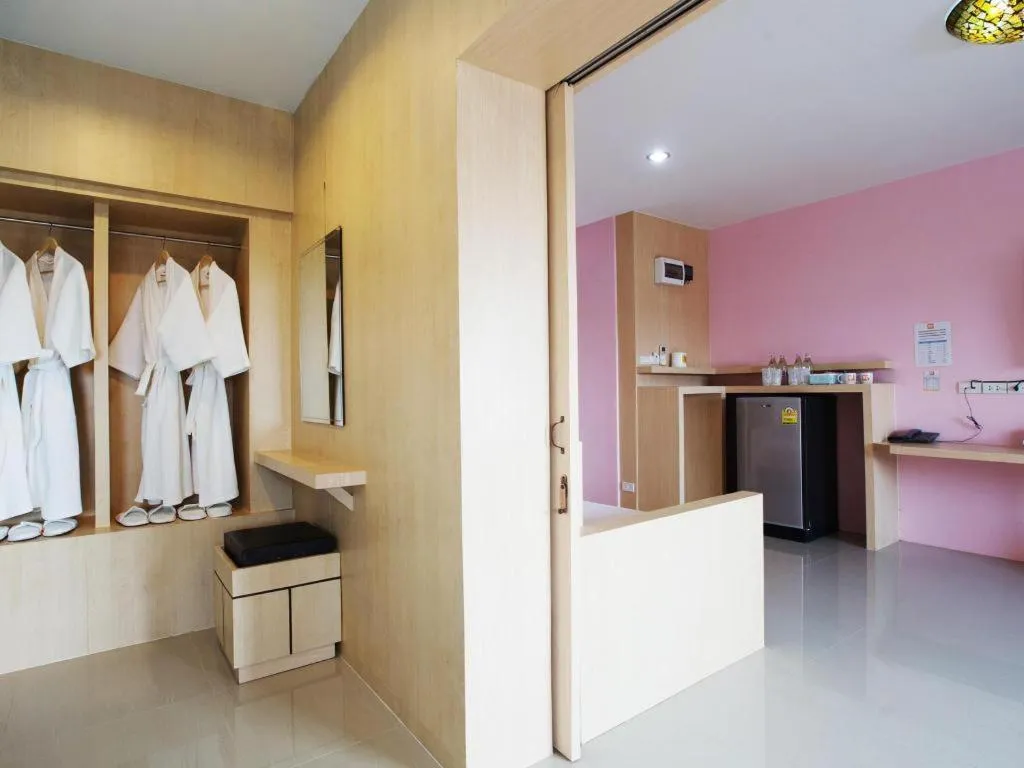 B2 Buriram Boutique and Budget Hotel