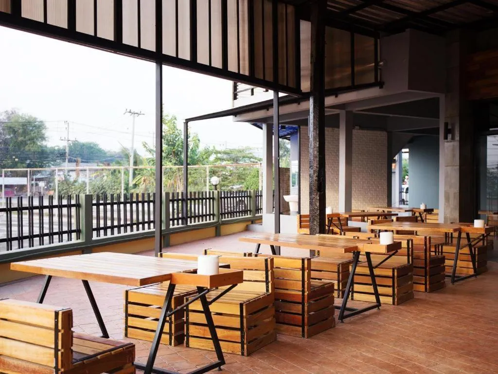 B2 Buriram Boutique and Budget Hotel